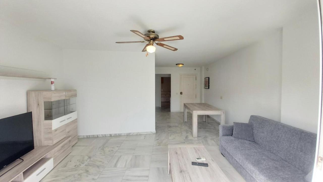 Del Parque Flats Meseta Swimmingpool Leilighet Torremolinos Eksteriør bilde